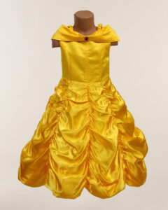 костюм Белль (Belle) 130 зріст — головна героїня мультфільму Disney Красуня і Чудовисько, знятого за мотивами однойменної казки Жанни Марі Лепренс де Бомон