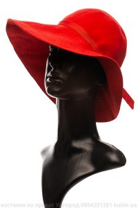Червоний капелюх