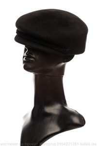 Чорний капелюх